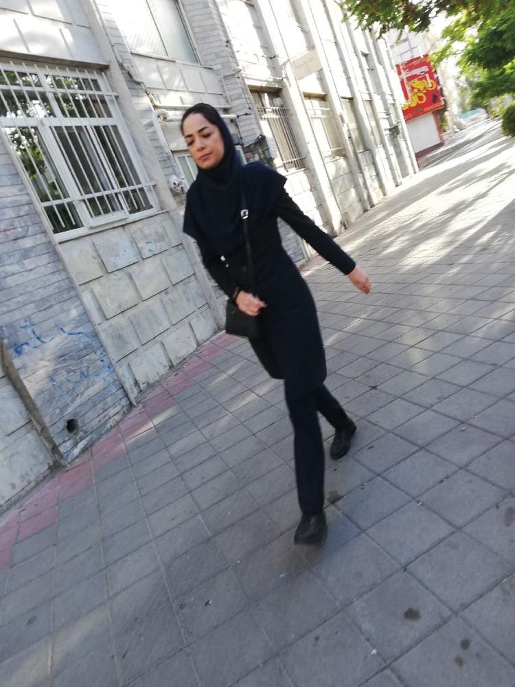 25P Iran Teen girls 42