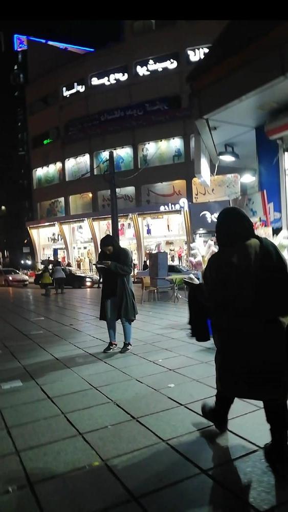 25P Iran Teen girls 42