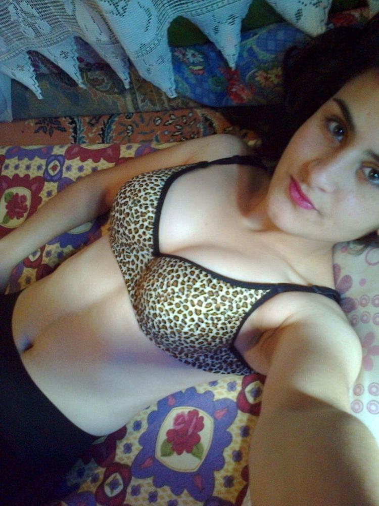 9P Iran Teen girls 19