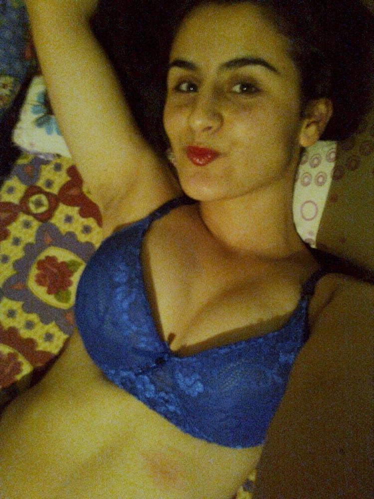 9P Iran Teen girls 19