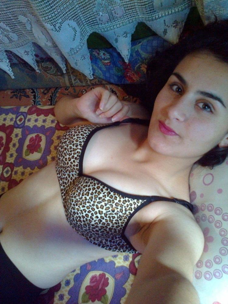 9P Iran Teen girls 19