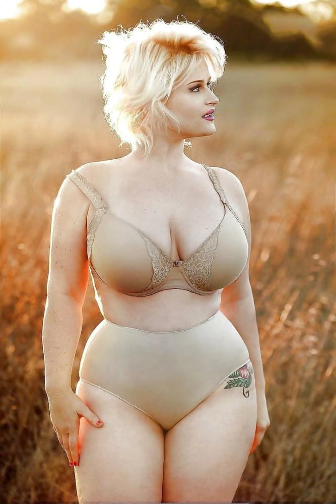 25P Girls I Like 113, Summer Girls