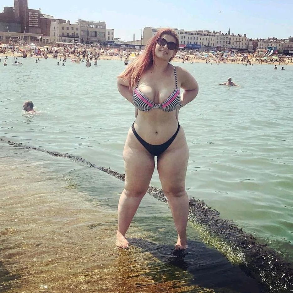 25P Girls I Like 113, Summer Girls