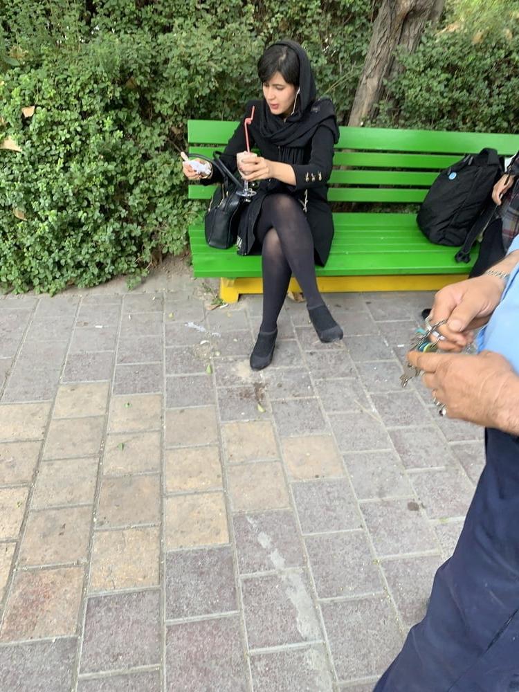 11P Iran Teen girls 23