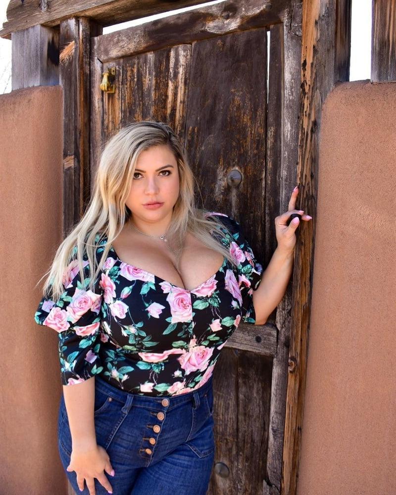 25P Fat cunt for dirty comments