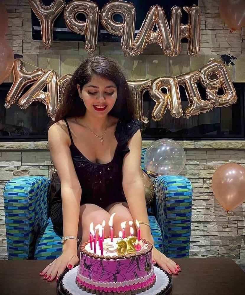 25P Iran Teen girls 39