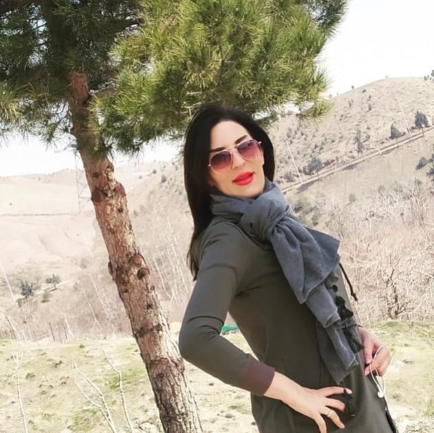 12P Iran Teen girls 26