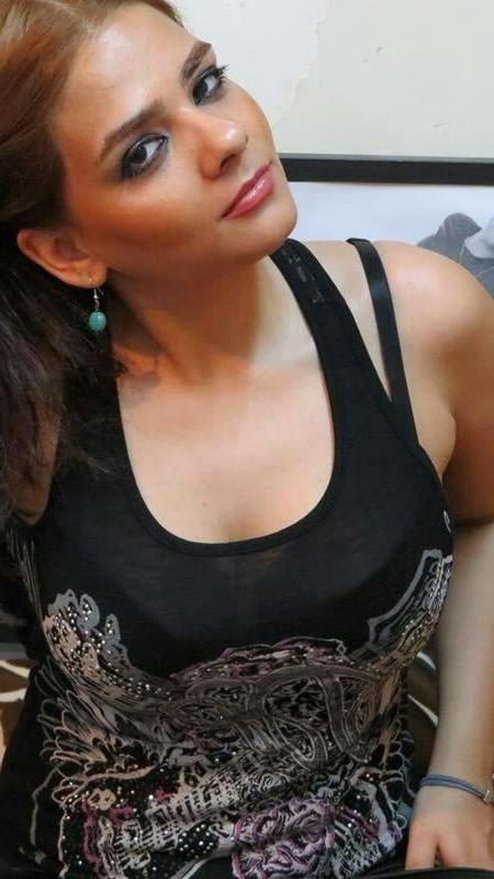 25P Iran Teen girls 30