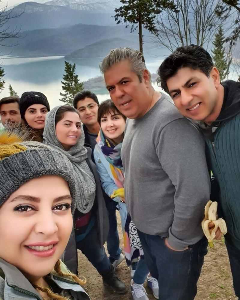 25P Iran Teen girls 29