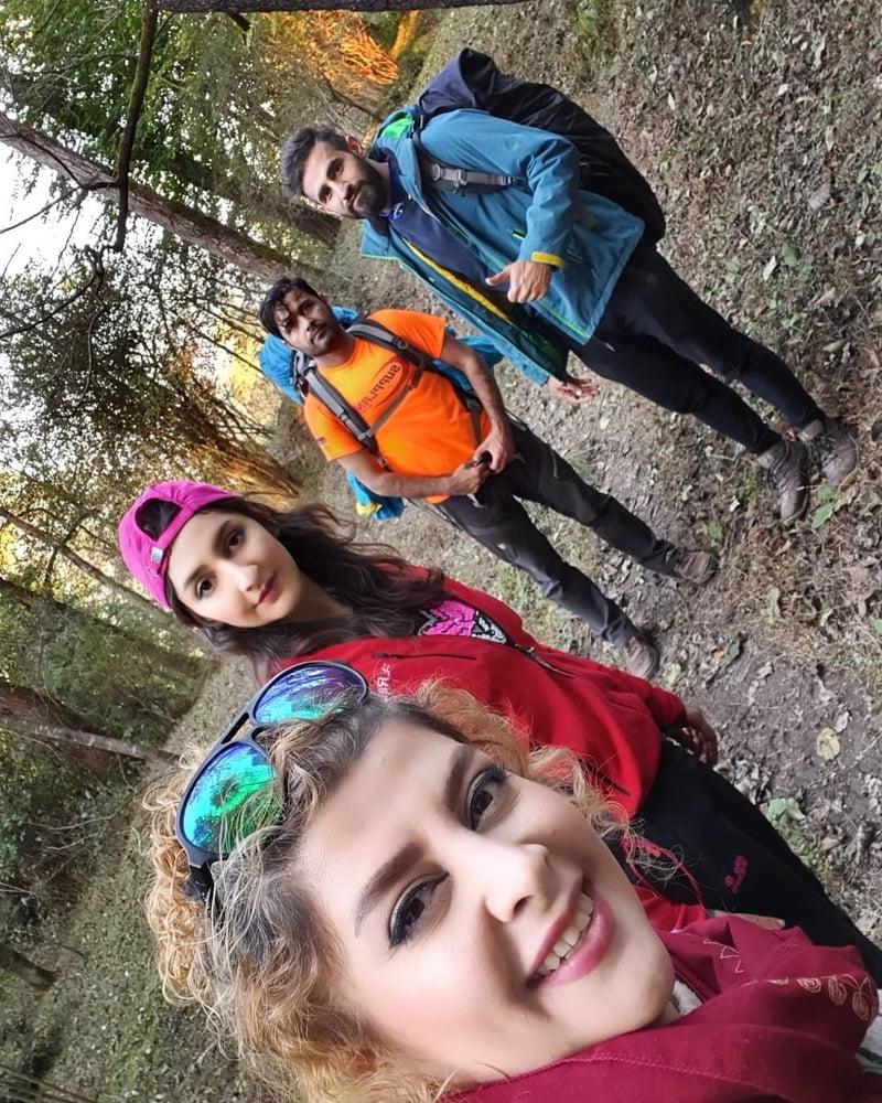 25P Iran Teen girls 29