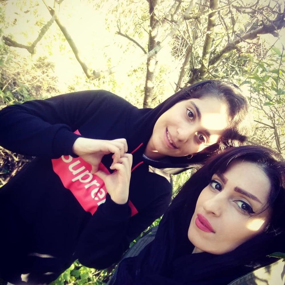 17P Iran Teen girls 25