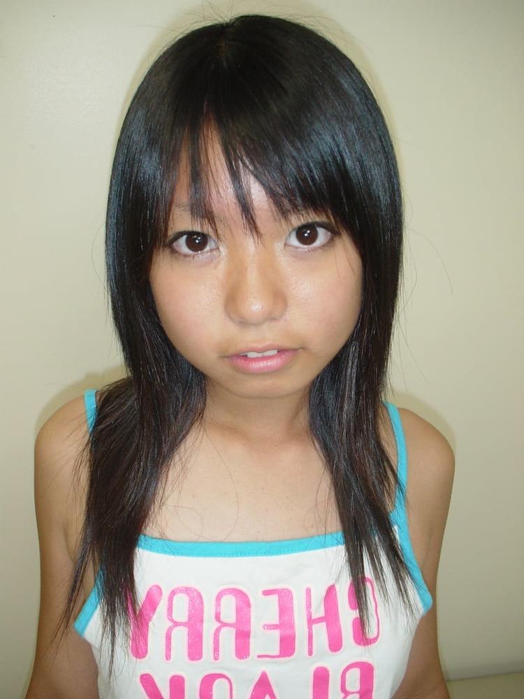 25P Japanese Teen Girl Exposed