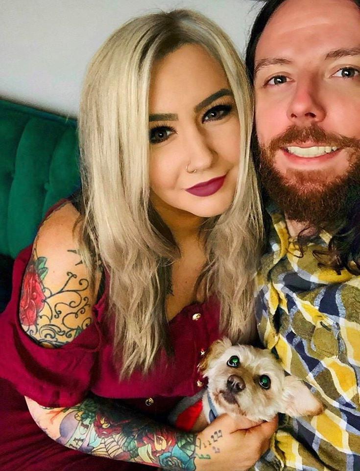 25P THICK TATooed MILF Lauren