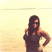 25P THICK TATooed MILF Lauren
