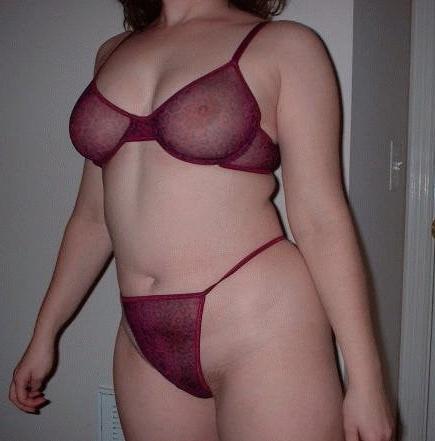 25P Sexy matures in sheer bra