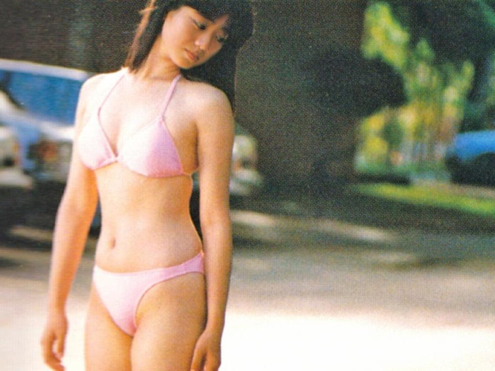 25P Mariko Yoshida, japanese idol in 80's.