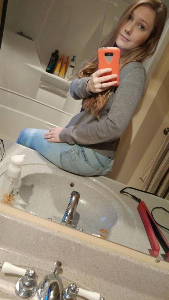 25P Random girls exposed nude