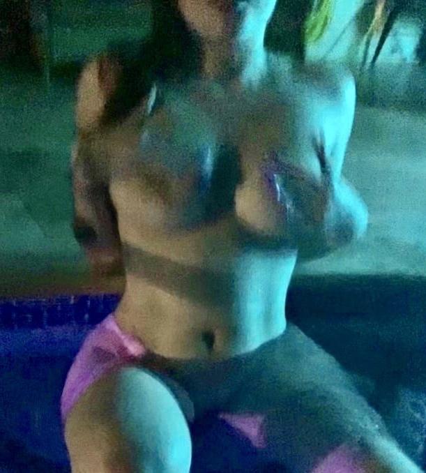 25P Curvy Sexy Tattooed Slut Shows Big Tits Spreads Ass &amp; Cunt