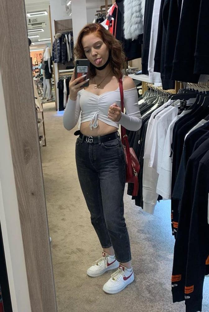 25P Insta Girls