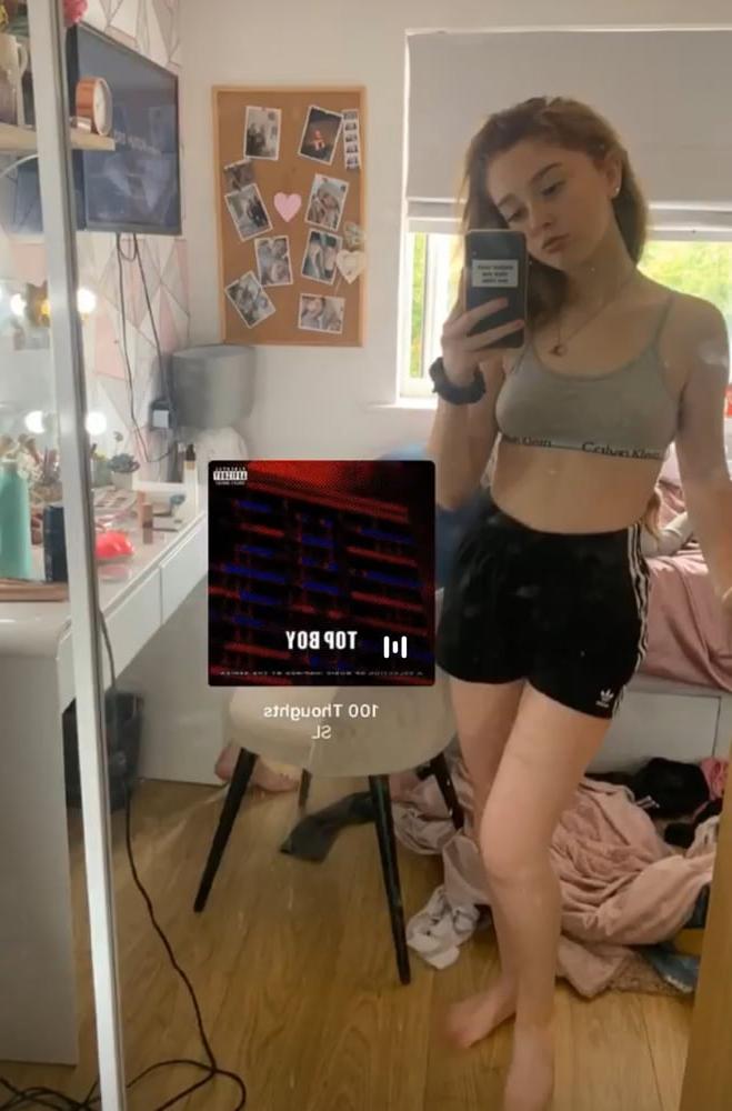 25P Insta Girls
