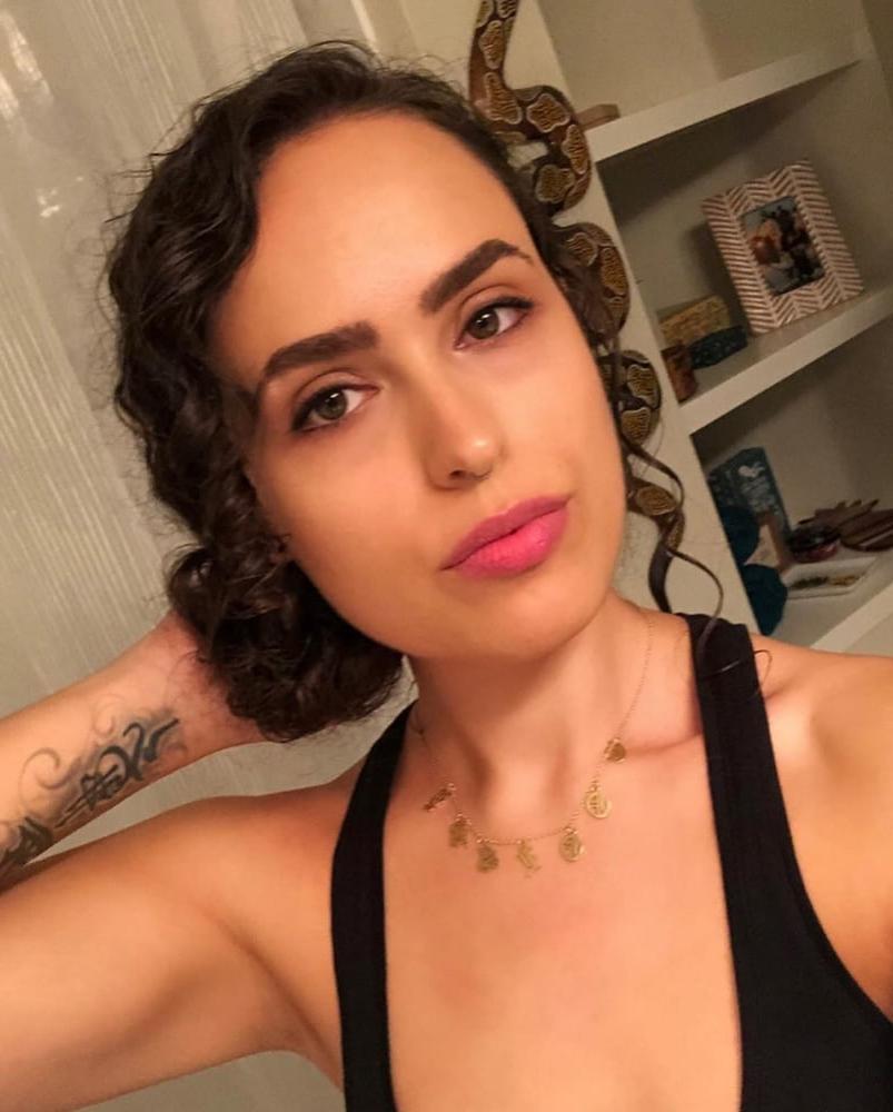 25P Sexy teacher from USA