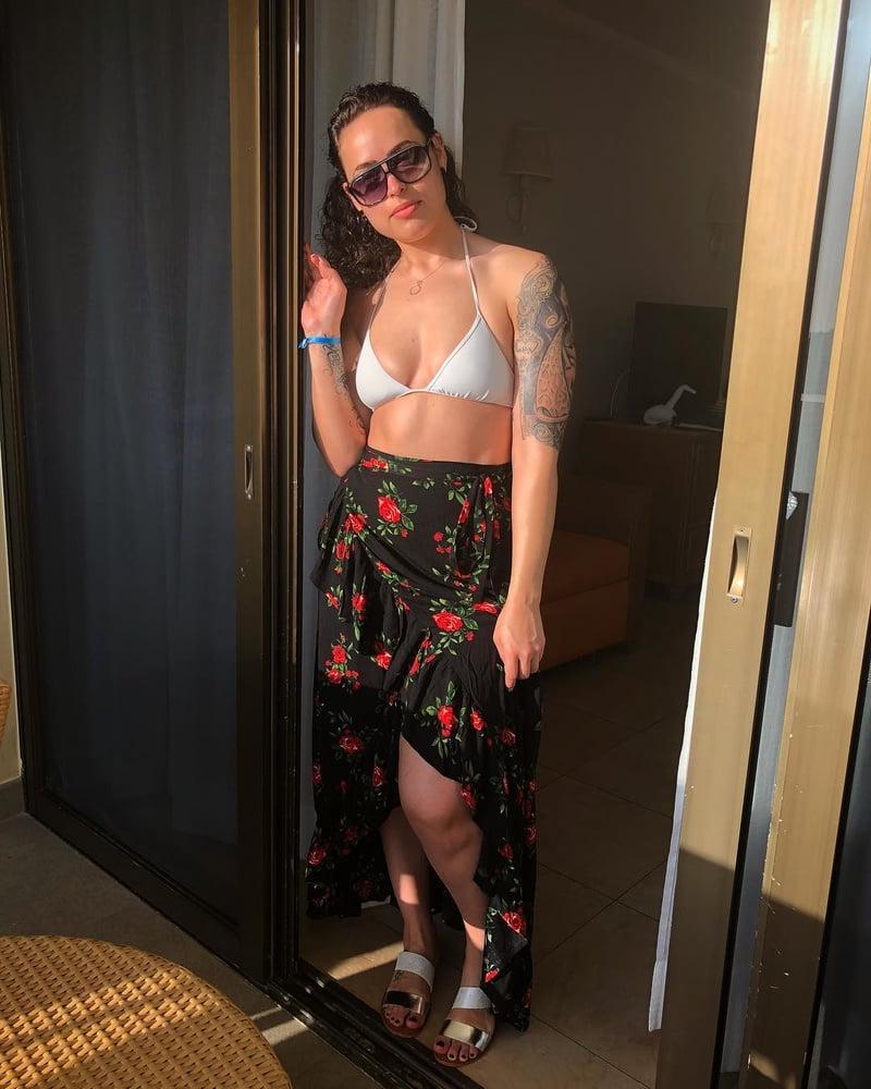 25P Sexy teacher from USA