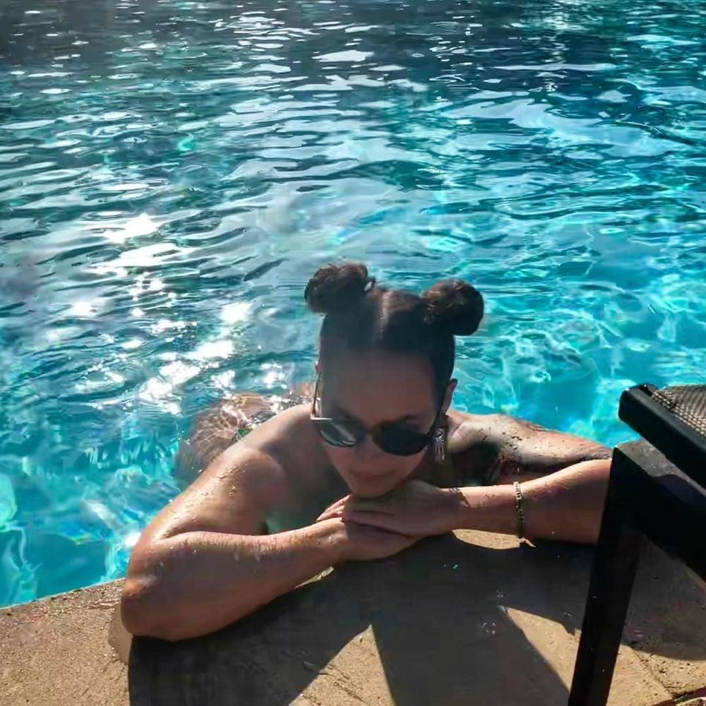 25P Sexy teacher from USA
