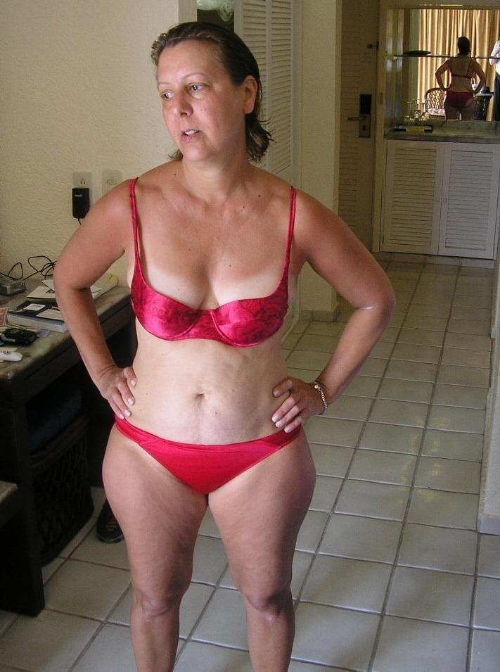 25P Granny Nut Busters Bra and Panties