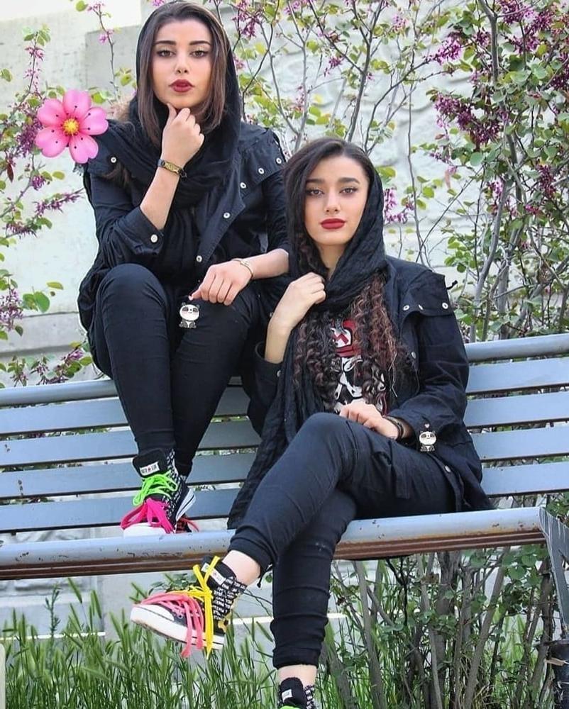 25P Lesbian girls (Iran)