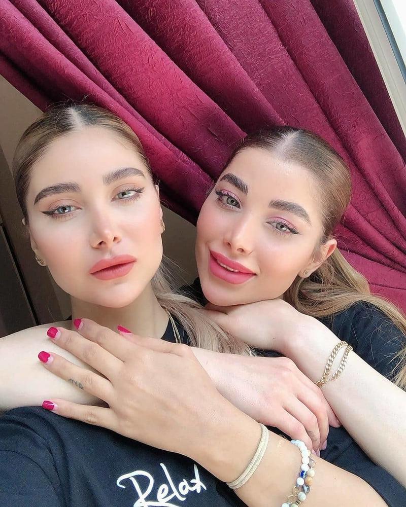 25P Lesbian girls (Iran) 3