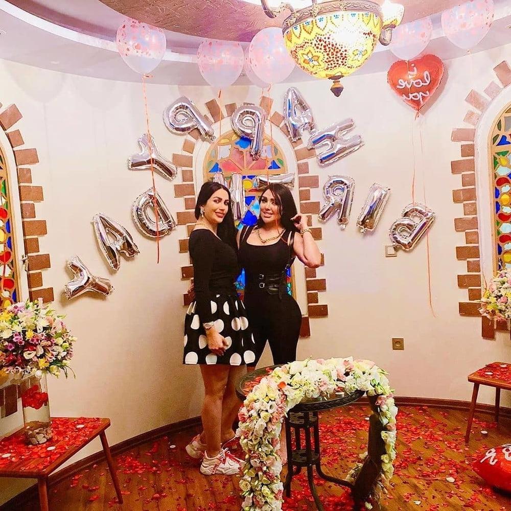 25P Lesbian girls (Iran) 3