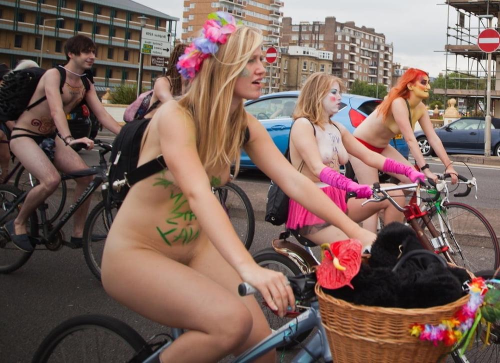 25P young girls