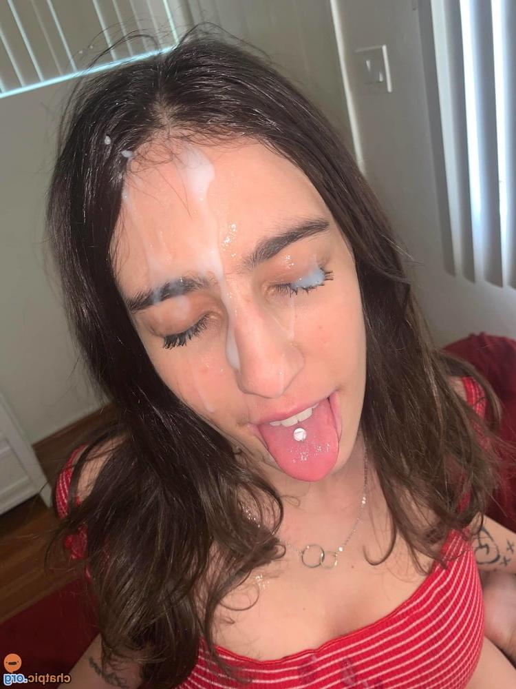 25P sticky facial cumsluts