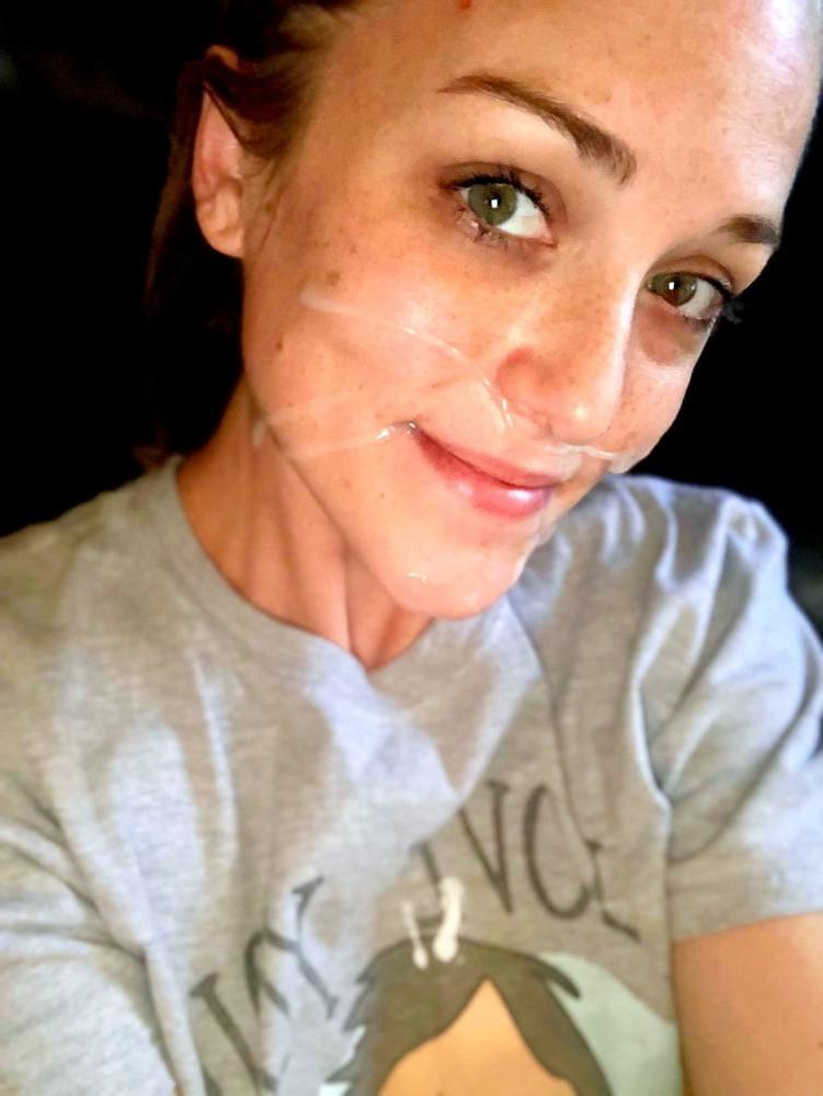 25P sticky facial cumsluts