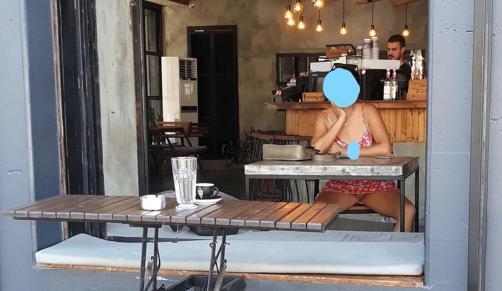 12P bald cunt on display in cafe