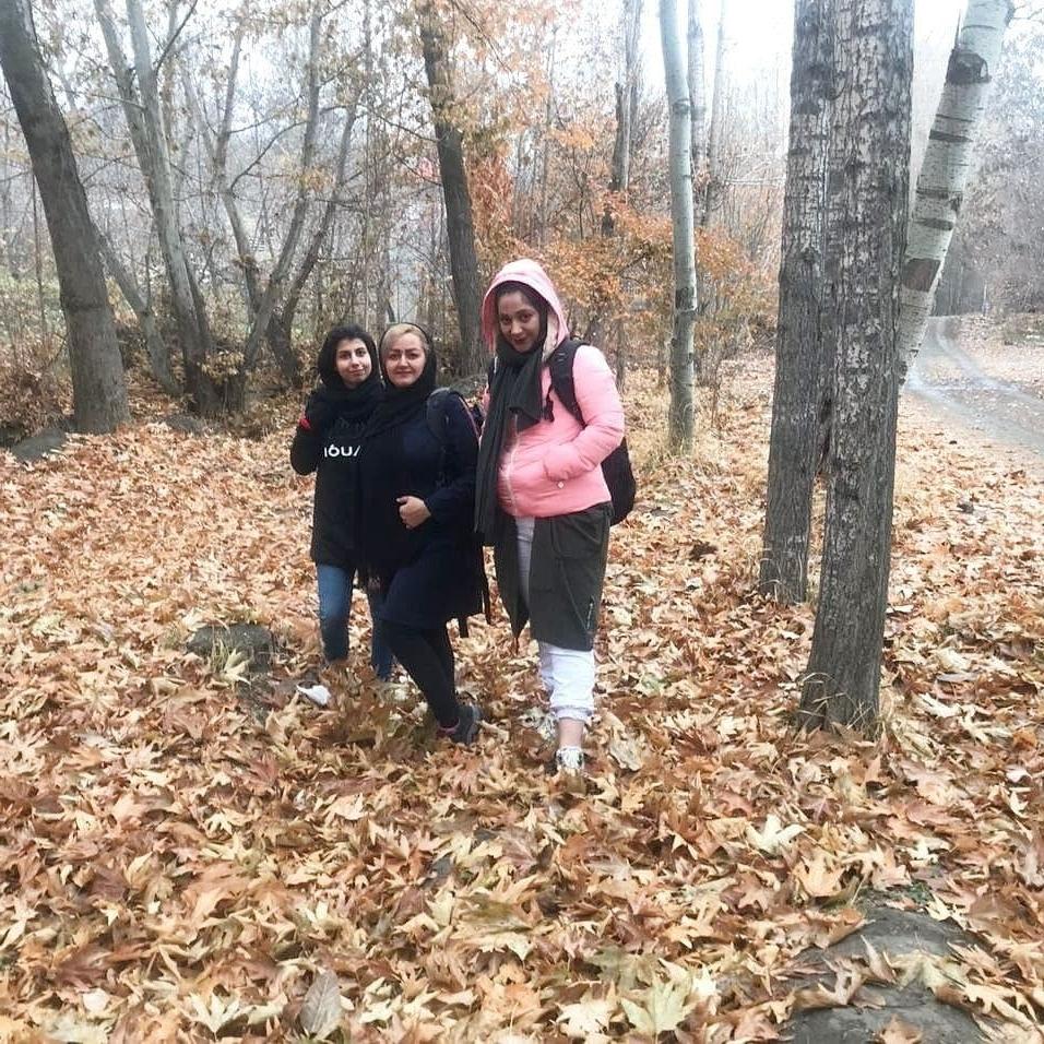 25P Lesbian girls (Iran) 2