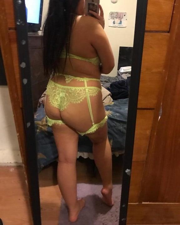 25P Asian BBW Slut show ass, big tits, pussy and suck dick