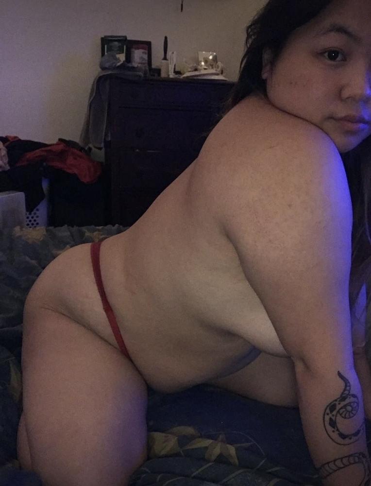25P Asian BBW Slut show ass, big tits, pussy and suck dick