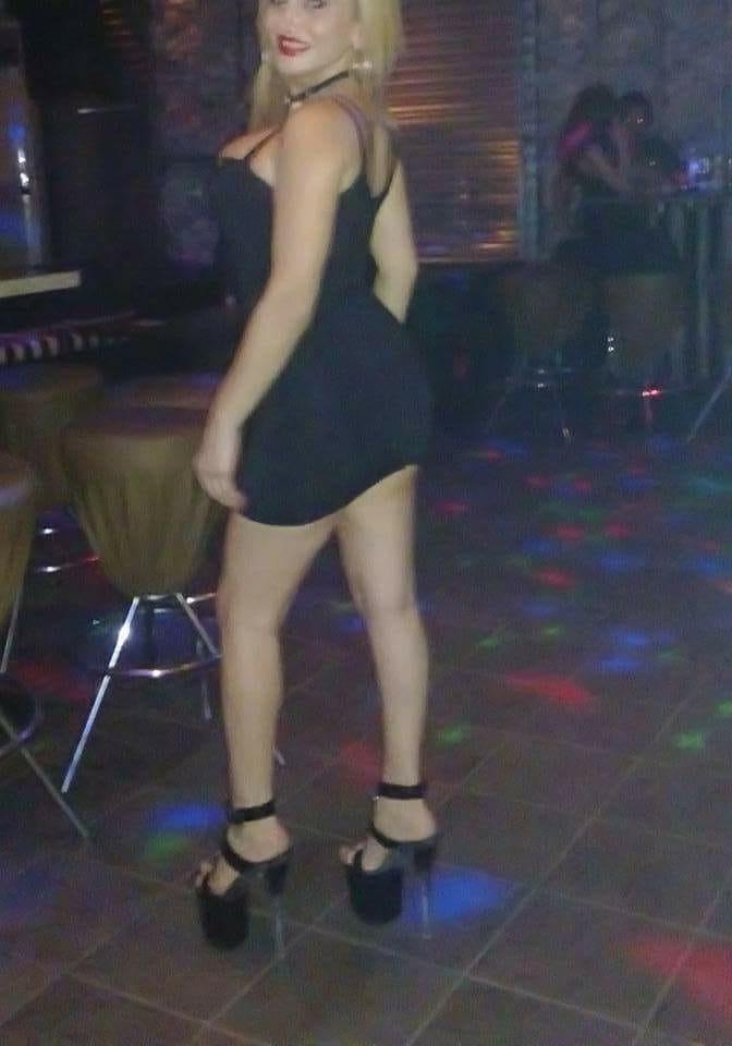 25P Greek Bar Hotties