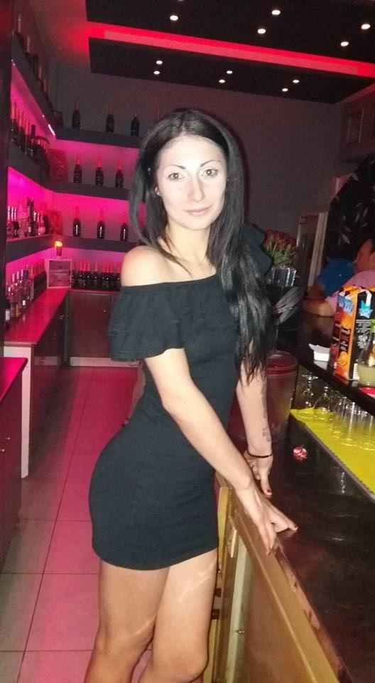 25P Greek Bar Hotties