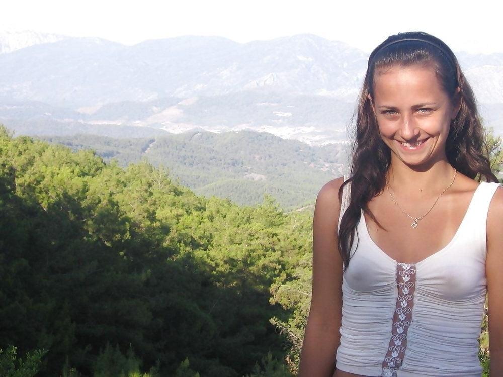 25P No Bra 25