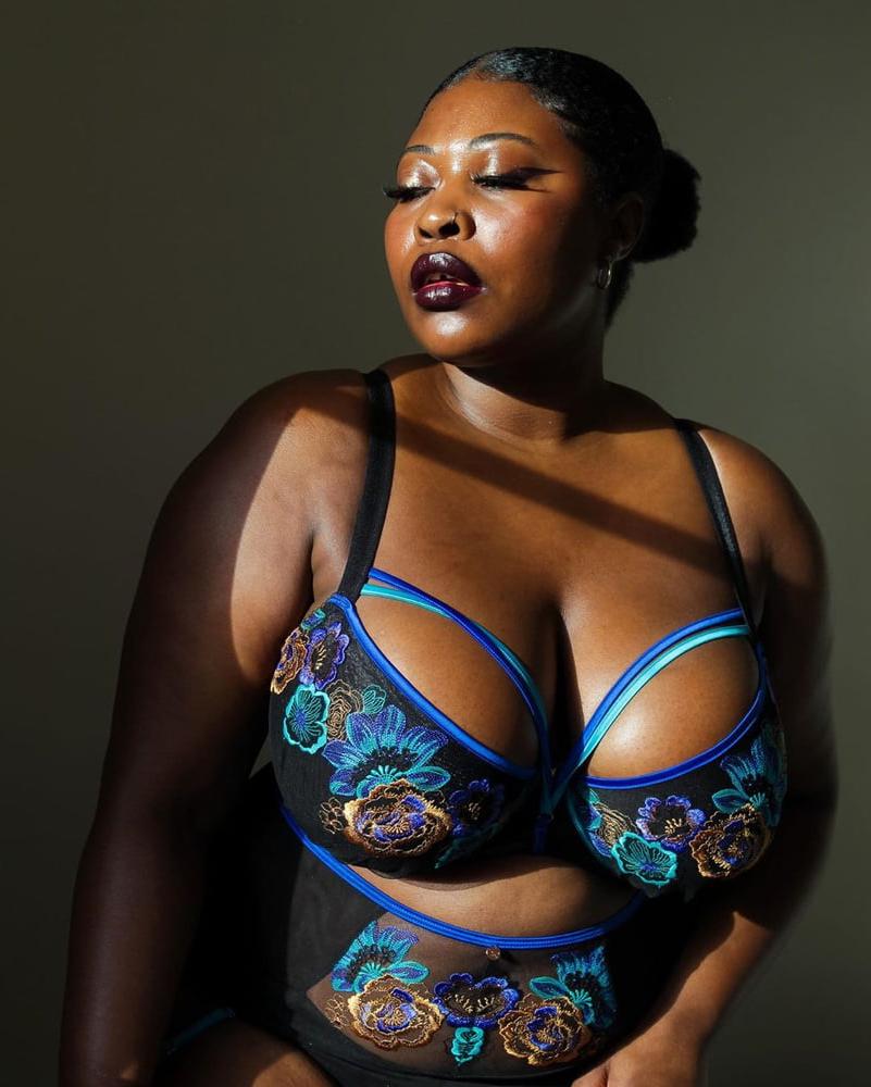 25P BBW SEXY BRA 312