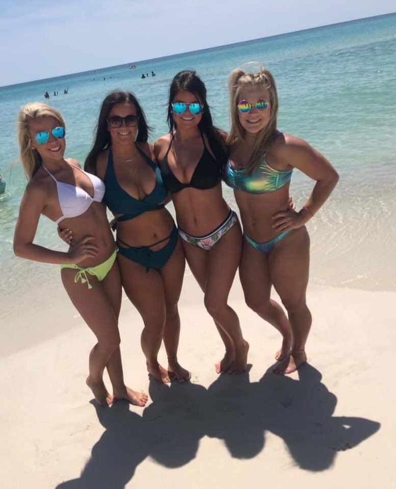25P Bikini Girls 57