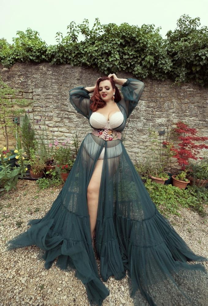25P BBW SEXY BRA (GEORGINA HORNE)