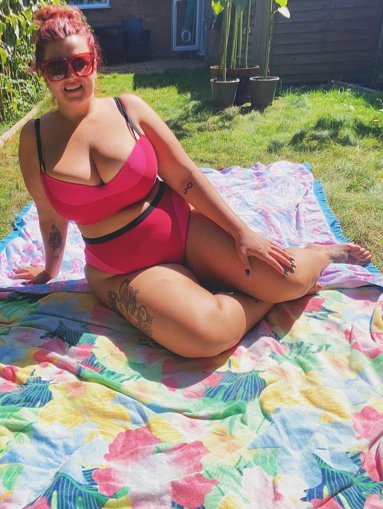 25P BBW SEXY BRA (GEORGINA HORNE)