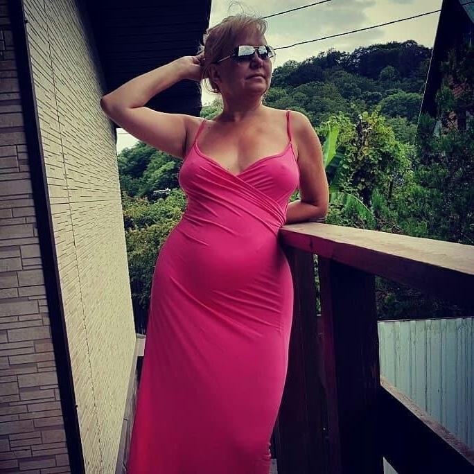 21P jess,42years old from New Zealand