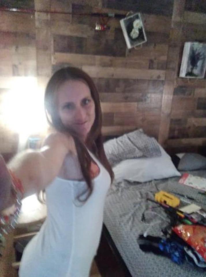 13P Dirty South Florida Bar Whore w Hairy Pussy