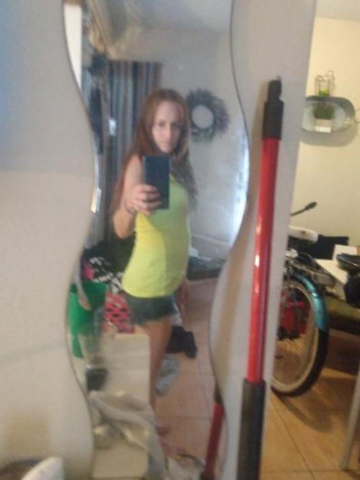 13P Dirty South Florida Bar Whore w Hairy Pussy