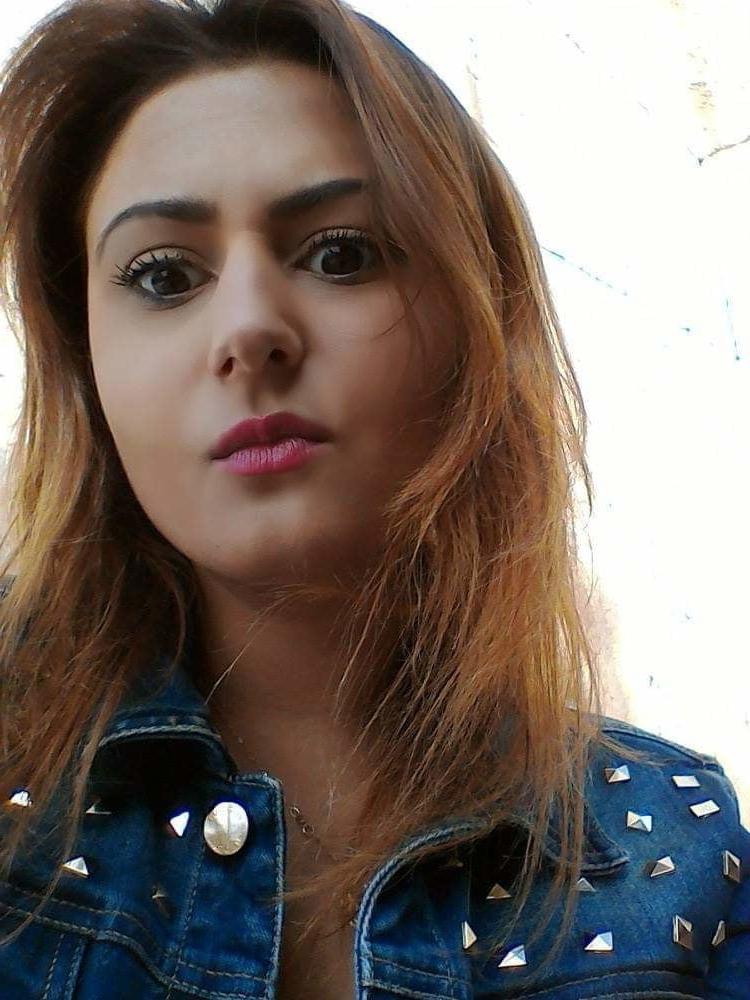 25P Romanian girls