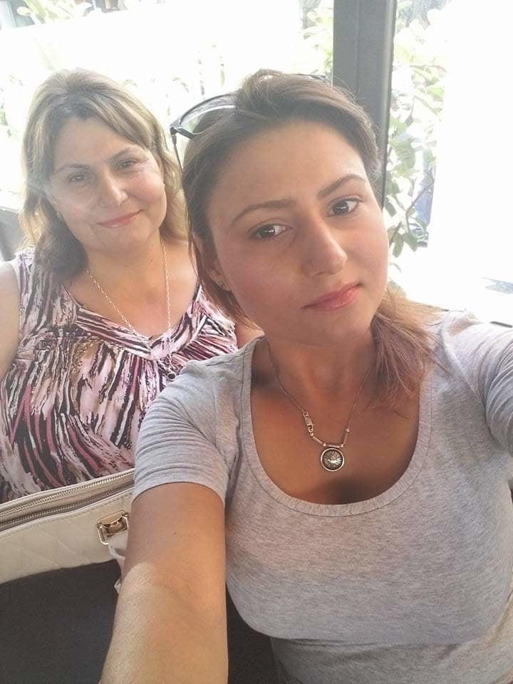 25P Romanian girls